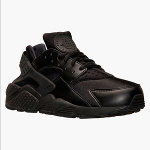 Women’s Nike Hurrache - black